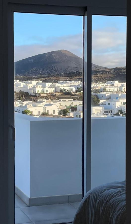 Villa Vulcano Uga Exteriör bild