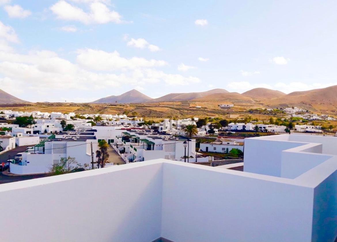 Villa Vulcano Uga Exteriör bild